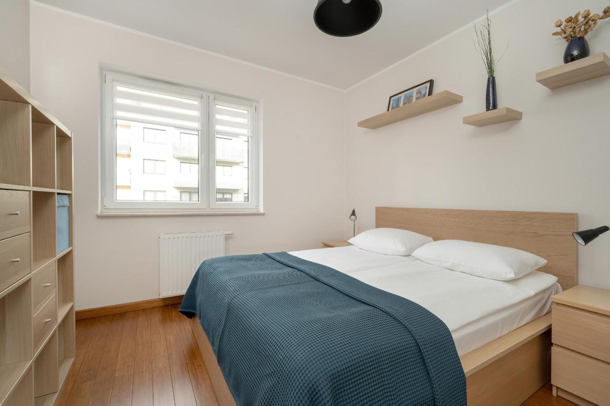 One Bedroom Apartment Nadodrze With Free Garage Wroclaw By Noclegi Renters 外观 照片